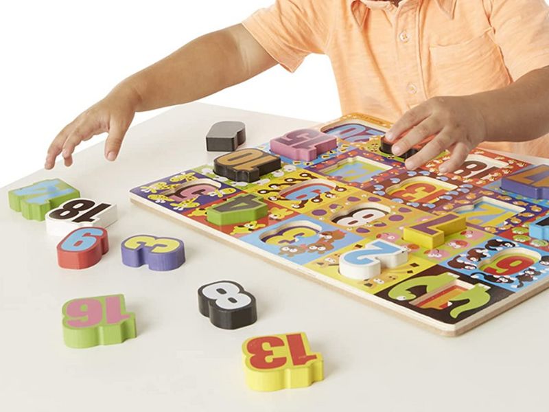 MELISSA AND DOUG 2818